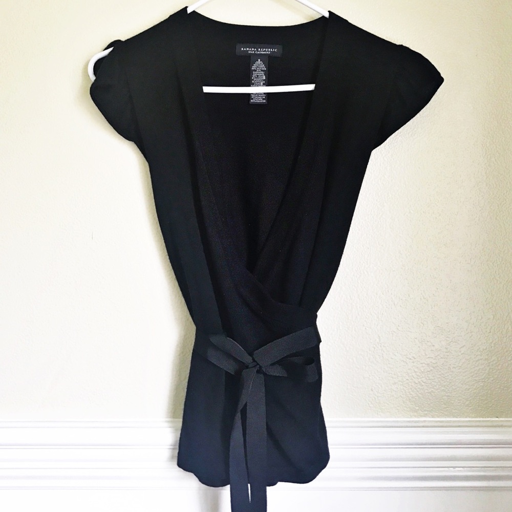 Banana Republic Silk Cashmere S/S Wrap Shirt